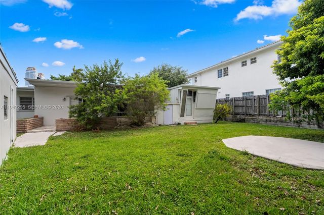 261 188th St 261, Sunny Isles Beach, FL 33160