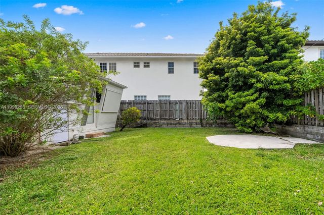 261 188th St 261, Sunny Isles Beach, FL 33160