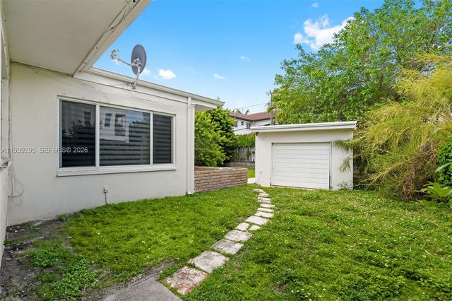 261 188th St 261, Sunny Isles Beach, FL 33160