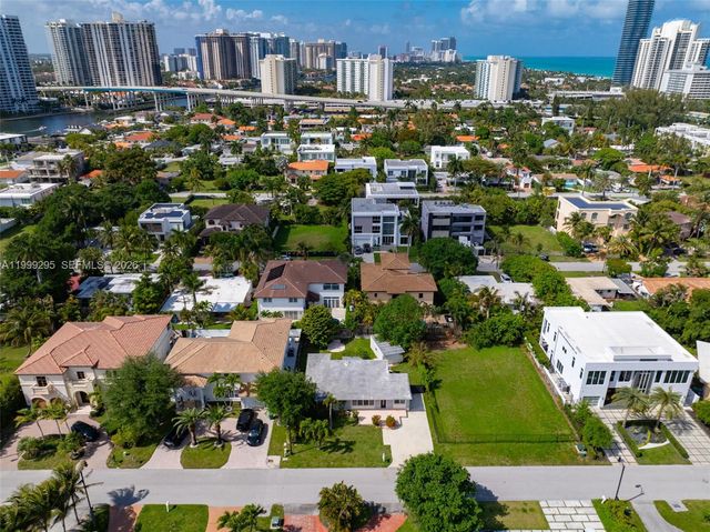 261 188th St 261, Sunny Isles Beach, FL 33160