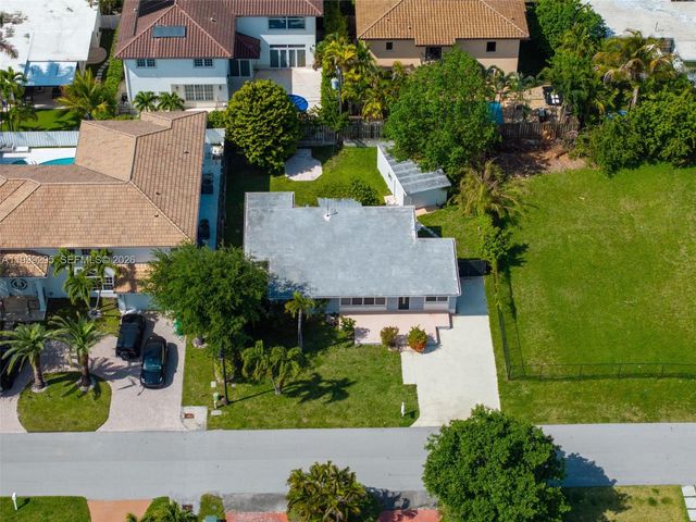 261 188th St 261, Sunny Isles Beach, FL 33160