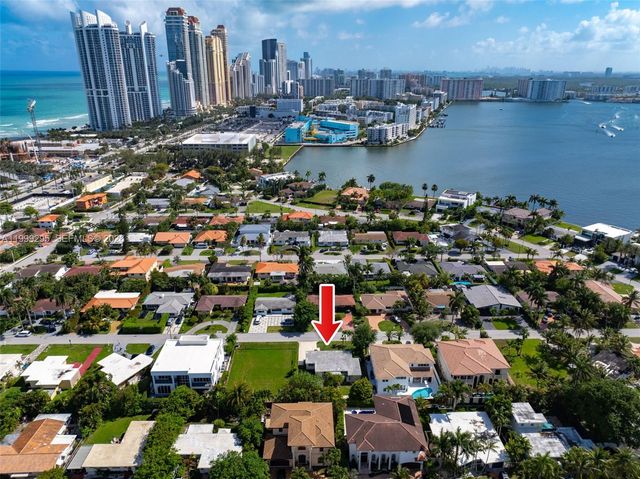 261 188th St 261, Sunny Isles Beach, FL 33160