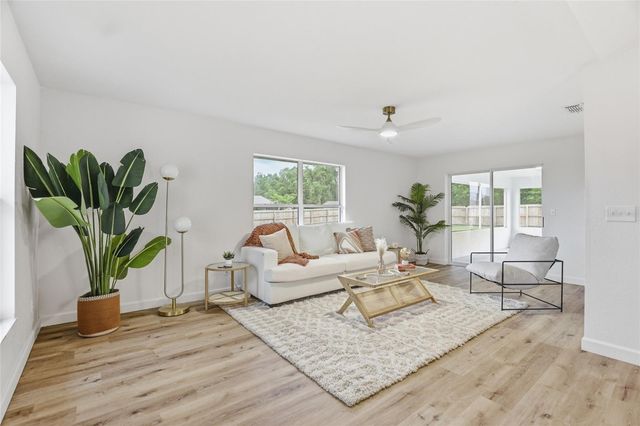 15857 NW 249TH TERRACE, High Springs, FL 32643