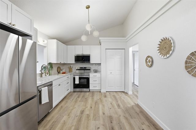 15857 NW 249TH TERRACE, High Springs, FL 32643