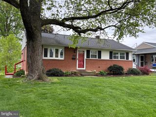 214 ZIEGLER ST, Mount Joy, PA 17552