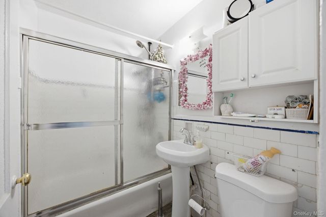2317 33rd Avenue, Astoria, NY 11106