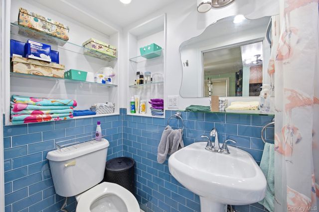 2317 33rd Avenue, Astoria, NY 11106