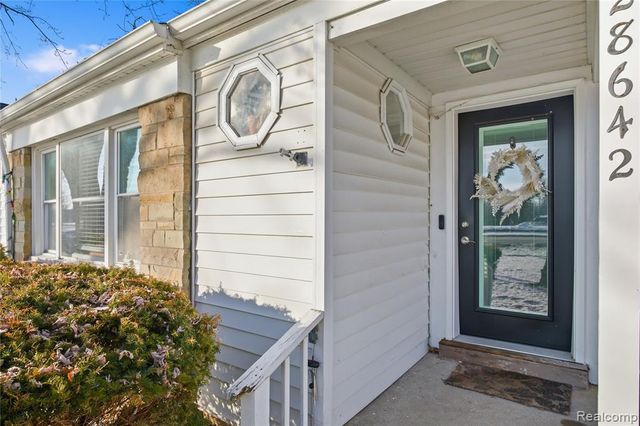 28642 7 Mile Road, Livonia, MI 48152