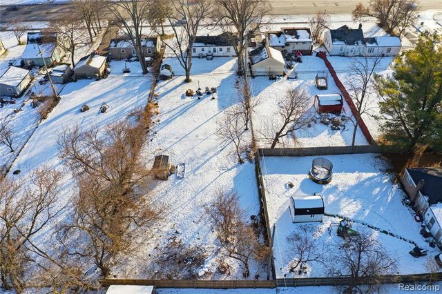 28642 7 Mile Road, Livonia, MI 48152