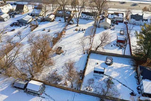 28642 7 Mile Road, Livonia, MI 48152