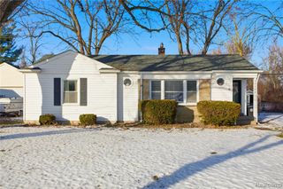 28642 7 Mile Road, Livonia, MI 48152