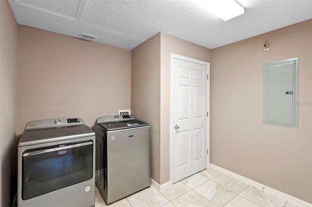 1505 FLORADEL AVENUE, Leesburg, FL 34748