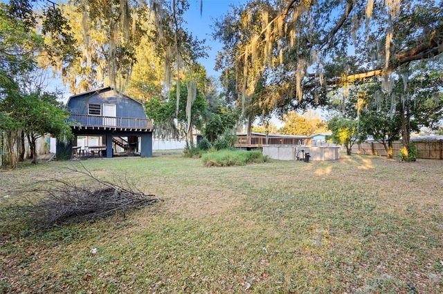 1505 FLORADEL AVENUE, Leesburg, FL 34748