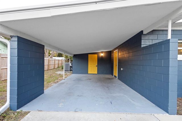 1505 FLORADEL AVENUE, Leesburg, FL 34748