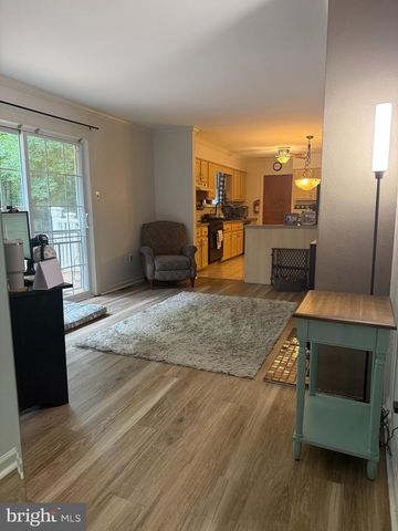 51 CHRISTOPHER MILL RD, Medford, NJ 08055