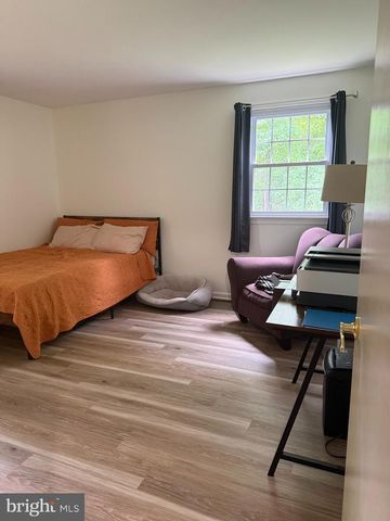 51 CHRISTOPHER MILL RD, Medford, NJ 08055