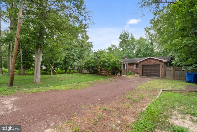 51 CHRISTOPHER MILL RD, Medford, NJ 08055