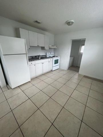 4998 Kirk Road, Atlantis, FL 33462