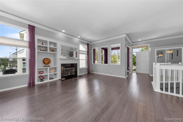 1200 Portsmouth Drive, Howell, MI 48843