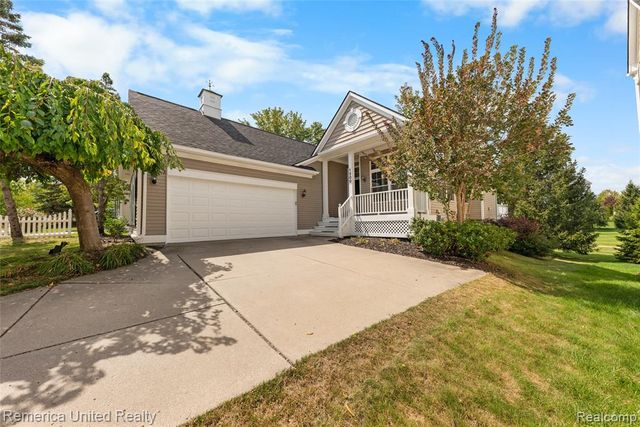 1200 Portsmouth Drive, Howell, MI 48843