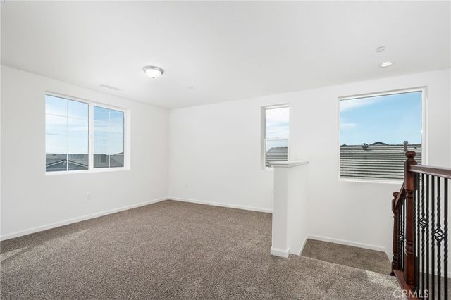 1189 Magnolia Court W, Madera, CA 93636