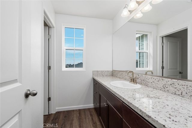 1189 Magnolia Court W, Madera, CA 93636