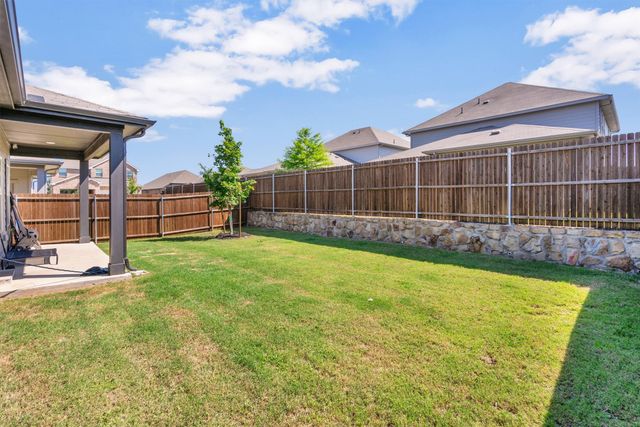 1405 Rolling Fox Drive, Forney, TX 75126