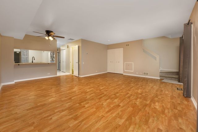 1604 Pebble Beach Circle, Elgin, IL 60123