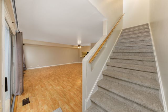 1604 Pebble Beach Circle, Elgin, IL 60123