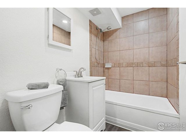 1208 E 15th St, Loveland, CO 80538