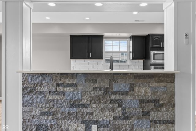 15215 Fawn Meadow Drive, Noblesville, IN 46060