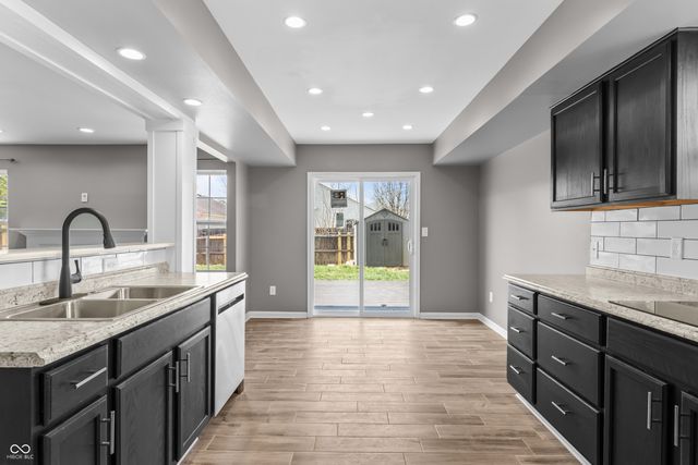 15215 Fawn Meadow Drive, Noblesville, IN 46060