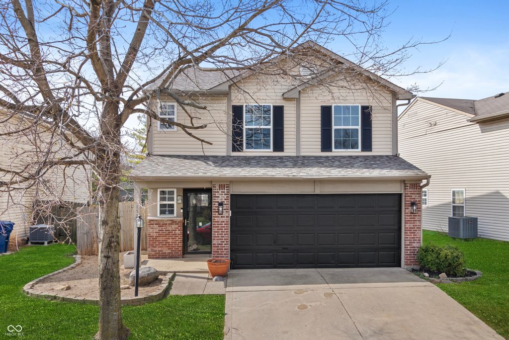 15215 Fawn Meadow Drive, Noblesville, IN 46060