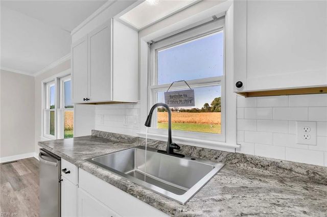 14799 General Puller HWY, Hardyville, VA 23070