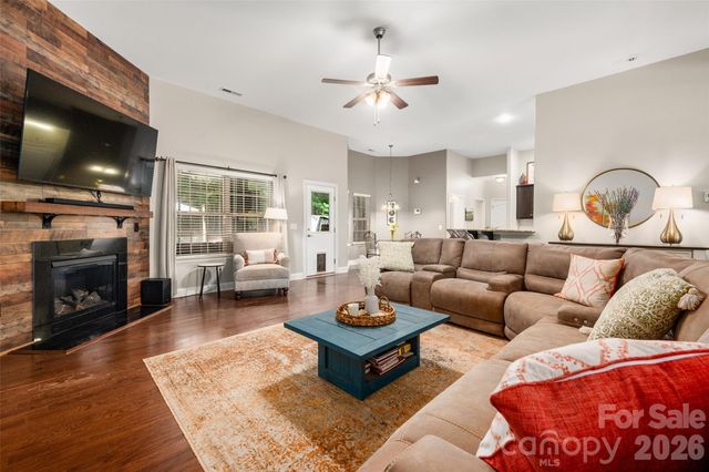 12411 Pine Terrace Court, Charlotte, NC 28273