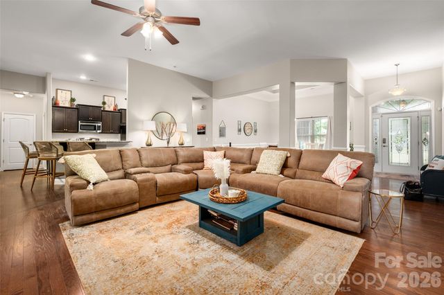 12411 Pine Terrace Court, Charlotte, NC 28273