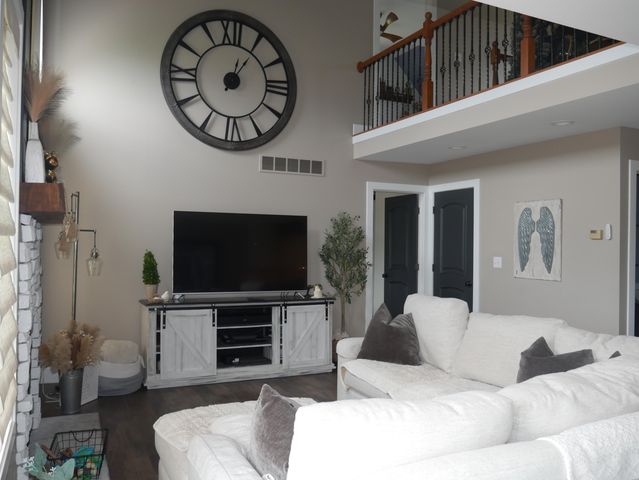 15835 Truman Street, Lowell, IN 46356