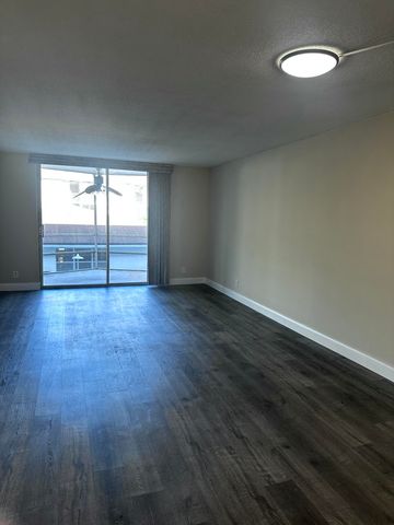 1040 SE 4th Avenue 222, Deerfield Beach, FL 33441