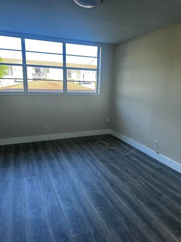 1040 SE 4th Avenue 222, Deerfield Beach, FL 33441