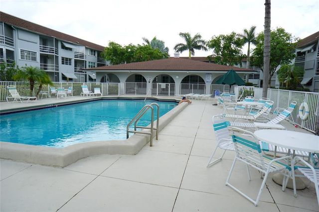 1040 SE 4th Avenue 222, Deerfield Beach, FL 33441