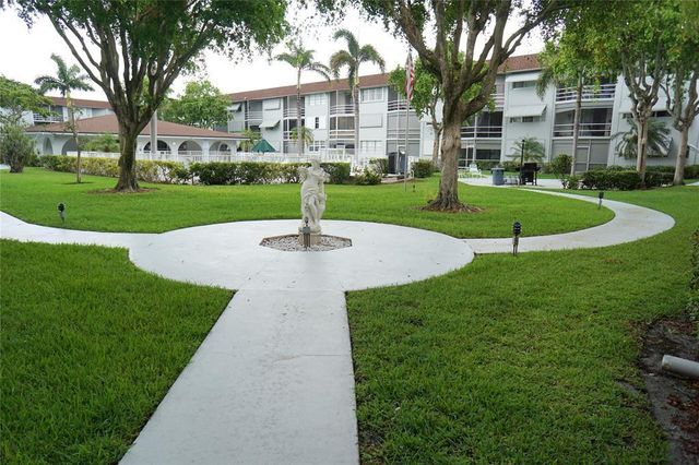 1040 SE 4th Avenue 222, Deerfield Beach, FL 33441