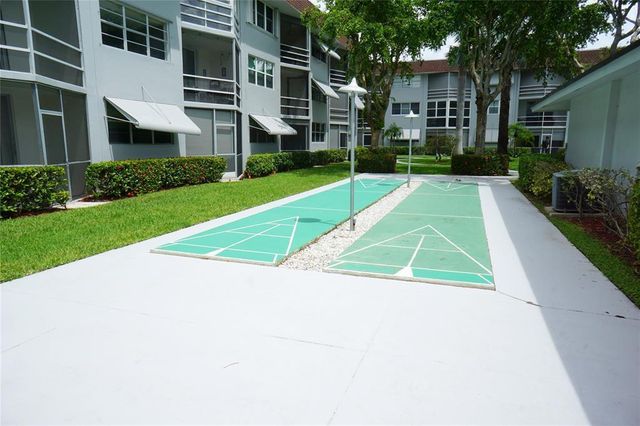 1040 SE 4th Avenue 222, Deerfield Beach, FL 33441