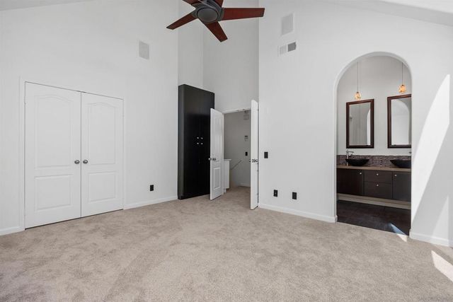 12626 Carmel Country 104, San Diego, CA 92130