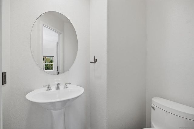 12626 Carmel Country 104, San Diego, CA 92130