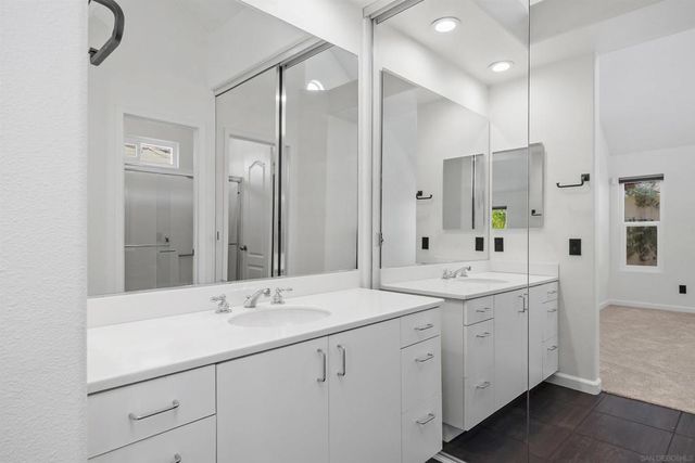 12626 Carmel Country 104, San Diego, CA 92130