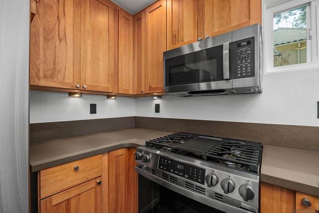 12626 Carmel Country 104, San Diego, CA 92130