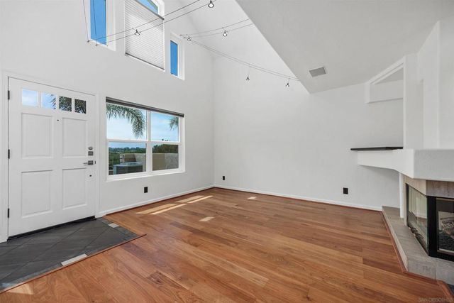 12626 Carmel Country 104, San Diego, CA 92130