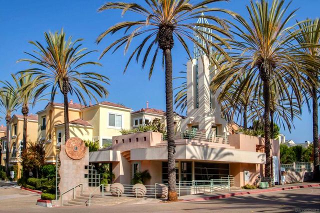 12626 Carmel Country 104, San Diego, CA 92130