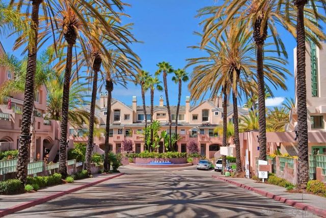 12626 Carmel Country 104, San Diego, CA 92130