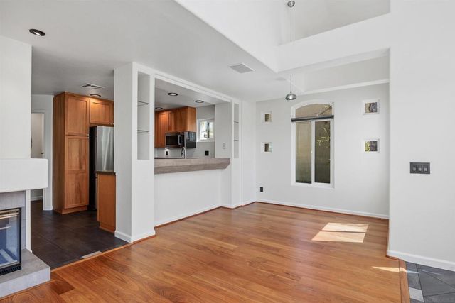 12626 Carmel Country 104, San Diego, CA 92130